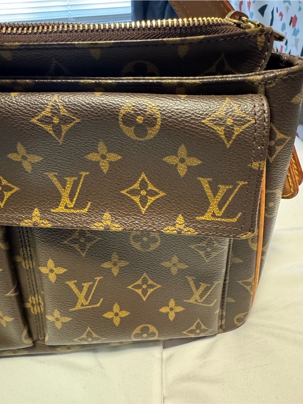 Louis Vuitton Monogram Canvas Shoulder Bag in Brown and Tan - Picture 6 of 7